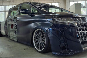 NATS Alphard Super Dually Truck เผยภาพเบื้องหลังขณะกลายร่างเป็นรถกระบะ ก่อนโชว์ตัวที่งาน Tokyo Auto Salon
