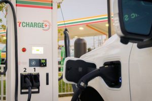 7-Eleven เปิดตัว 7Charge แท่นชาร์จรถ EV แบบ Fast Charge เตรียมขยายให้บริการทั่วอเมริกา และแคนาดา