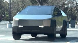 Tesla Cybertruck โผล่ทดสอบในแคลิฟอร์เนีย ดูเหมือนใกล้จะพร้อมผลิตจริงแล้ว