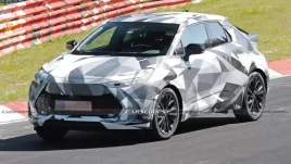 Toyota C-HR 2024 เผยสไตล์รถแนวคิดสุดล้ำใน Spy Shot