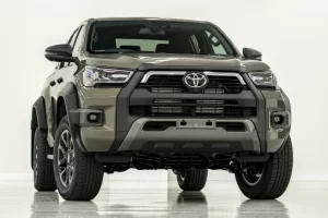 Toyota HiLux และ Fortuner จะได้รับขุมพลังไฮบริดในปี 2024
