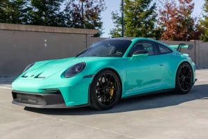 Porsche 911 GT3 ปี 2022 พลิกโฉมใหม่สีเขียวมิ้นท์ในการประมูล BAT