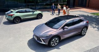 รายละเอียด Buick Electra E4 มอเตอร์ไฟฟ้าเดี่ยว 245 แรงม้า วิ่งได้ 530 กม./ชาร์จ และรุ่น GS มอเตอร์ไฟฟ้าคู่ 287 แรงม้า วิ่งได้ 620 กม./ชาร์จ เริ่มต้นที่ 920,000.-