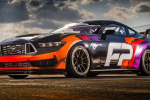 ม้ามืดตัวแข่ง Ford Mustang GT4 เปิดตัวแล้ว ! พร้อมเครื่องยนต์ V8 แบบ Coyote ที่พัฒนาโดย Ford Performance