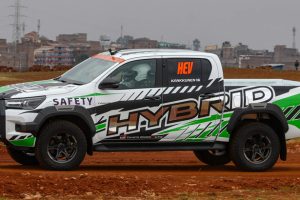 Toyota Hilux MHEV Prototype โชว์ทดสอบระบบส่งกำลังเครื่องยนต์ดีเซล Mild-Hybrid 48V ที่เคนยา ก่อนมาในปี 2024