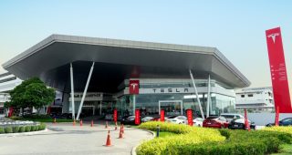 Tesla Center รามคำแหง