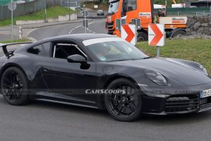 Porsche 911 GTS ใหม่ ขุมกำลังไฮบริด พร้อมชุด Aero Package ถูกพบขณะทดสอบในเยอรมนี
