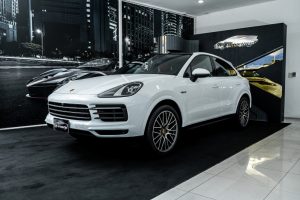 ใหม่ New PORSCHE CAYENNE 2023 ราคา Special price พร้อมโปรโมชันสุดเร้าใจ