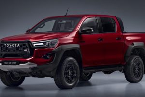 2024 Toyota Hilux GR Sport II ที่นำความรู้สึกของแรลลี่ มาสู่รถกระบะ เตรียมทำตลาดปีหน้า