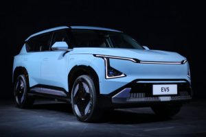 KIA EV5 "รถ SUV ไฟฟ้าล้วน รุ่นใหม่" เปิดตัวแล้วที่จีน เริ่มต้นที่ 730,000.-
