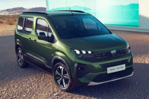 2024 Peugeot E-Rifter มินิแวนไฟฟ้า ปรับโฉมใหม่ วิ่งไกล 320 กม.