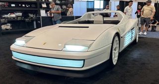 Ferrari Testarossa ร่างคัสตอมโรดสเตอร์ไฟฟ้า โชว์ตัวในอเมริกา