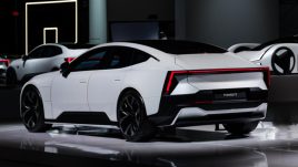 เผยโฉม Polestar 5 ปี 2025 รถยนต์ไฟฟ้า 872 แรงม้า แรงบิด 900 นิวตัน-เมตร