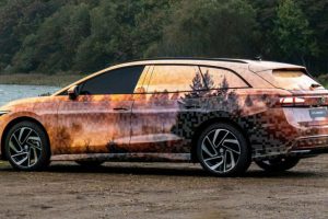 Volkswagen ID.7 Tourer เผยภาพทีเซอร์ และข้อมูล ก่อนเปิดตัวปี 2024