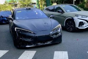 YangWang U6 รถ Sedan หรู จาก BYD คู่แข่ง Mercedes-Benz EQS และ NIO ET9 ถูกพบขณะทดสอบในจีน