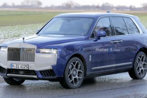 พบ Rolls-Royce Cullinan โฉมใหม่ ขณะทดสอบที่ต่างประเทศ ครั้งแรก!