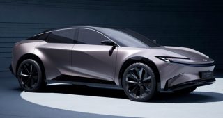 Toyota เผยโฉม Sport Crossover ในยุโรป ต้นแบบรถ EV ที่พัฒนาร่วมกับ BYD มีกำหนดเปิดตัวในปี 2025