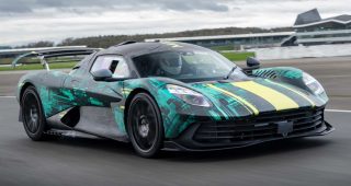 Aston Martin Valhalla "ซูเปอร์คาร์ไฮบริดตัวโหด 1,012 แรงม้า" เผยภาพทดสอบที่สนามแข่ง จ่อเปิดตัวปีหน้า