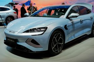 BYD แซงหน้า Volkswagen Group ในฐานะแบรนด์รถยนต์ที่ขายดีที่สุดในจีน