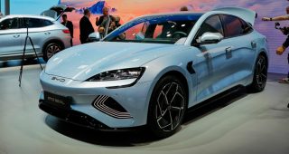 BYD แซงหน้า Volkswagen Group ในฐานะแบรนด์รถยนต์ที่ขายดีที่สุดในจีน