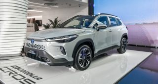 ใหม่ Toyota Corolla Cross 2024-2025 ราคา โตโยต้า โคโรลล่า ครอส ตารางผ่อน-ดาวน์