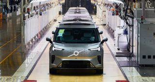 Volvo EM90 รถ MPV ไฟฟ้าล้วน ออกจากสายการผลิตในจีนแล้ว