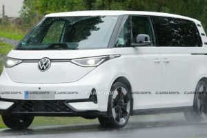 Volkswagen เตรียมเปิดตัว ID.Buzz GTX รถตู้ไฟฟ้า EV สมรรถนะสูง วันที่ 21 มีนาคมนี้