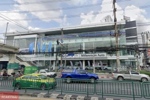 BMW Millennium Auto พระราม 4
