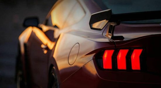 Shelby American เตรียมเปิดตัว Ford Mustang รุ่นพิเศษ ที่อาจเป็น Super Snake ตัวใหม่ พร้อมขุมกำลังทะลุ 800 แรงม้า ในวันที่ 18 เมษายนนี้