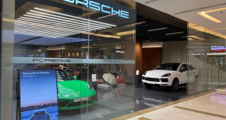 Porsche Studio Siam Paragon ชั้น 2 / ศูนย์ ปอร์เช่ สยามพารากอน