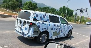 BYD MPV ใหม่ "ชื่อ Zhou" (Tang Max) ขณะทดสอบในจีน