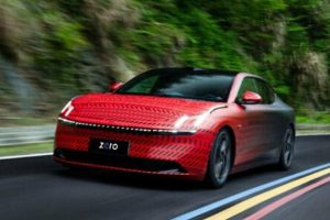 Lynk & Co Zero รถ Sedan ไฟฟ้า สไตล์ Fastback ที่อาจมาพร้อมขุมกำลังสูงถึง 1,248 แรงม้า