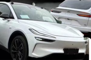 Onvo L60 รถยนต์ไฟฟ้าจาก Nio ที่บอกว่าเหนือกว่า Tesla Model Y มาพร้อมแบตเตอรี่ของ BYD เตรียมเปิดตัวเร็วๆ นี้