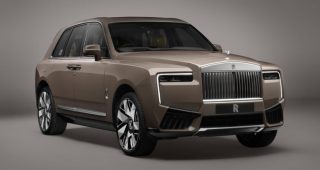 2025 Rolls-Royce Cullinan ปรับโฉมใหม่ พร้อมรุ่น Black Badge เครื่องยนต์ V12 แบบเดิม