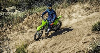 ใหม่ KAWASAKI KLX140R F 2024-2025 ราคา คาวาซากิ KLX140R F ตารางผ่อน-ดาวน์