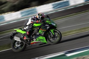 ใหม่ New Kawasaki Ninja ZX-25R 2024-2025 ราคา คาวาซากิ ZX-25R ตารางผ่อน-ดาวน์
