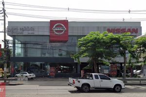Nissan วงศ์สว่าง