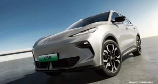MG ES5 รถยนต์ไฟฟ้ารุ่นใหม่มาแทน ZS EV พร้อมบุกตลาดโลก!