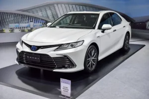ใหม่ New Toyota Camry Hybrid 2023 ราคา โตโยต้า คัมรี่ ไฮบริด ตารางผ่อน-ดาวน์
