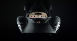 De Tomaso เปิดตัว P72 ไฮเปอร์คาร์สุดหรูตัวแรกสำหรับการผลิต