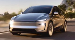 Tesla Model Y 2025 เปิดตัว! ดีไซน์ล้ำ ฟีเจอร์ใหม่ จัดเต็มทุกด้าน