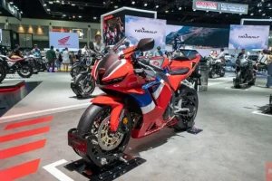 ใหม่ NEW HONDA CBR600RR 2024 ราคา-ตารางผ่อน-ดาวน์