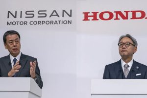 Honda & Nissan เลื่อนประกาศดีลควบรวมกิจการ เป็นกลางเดือนกุมภาพันธ์!