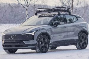 Volvo EX30 Cross Country : เสริมความลุยให้ EV คันจิ๋ว!