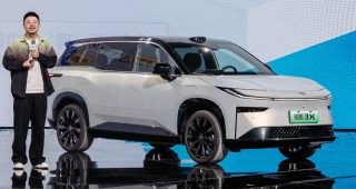 Toyota bZ3X รถ SUV ไฟฟ้า ราคาแค่ 5 แสนบาท! ยอดจอง 10,000 คันใน 1 ชั่วโมง