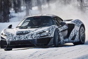 McLaren W1 โชว์ทดสอบกลางหิมะ แต่จะสู้ Valhalla ของ Aston Martin ได้ไหม?