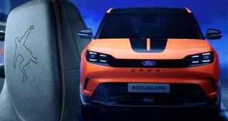 Ford เปิดตัว Capri EV โมเดลแต่งพิเศษคันเดียวในโลก แรงบันดาลใจจาก "ท่ากังฟูคิก" ของคันโตน่า ตำนานเบอร์ 7 แมนยูฯ