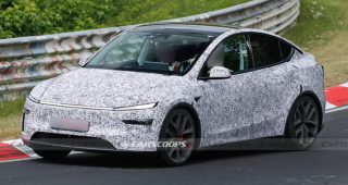 Tesla Model Y Performance โฉมใหม่ โผล่ทดสอบแล้ว!
