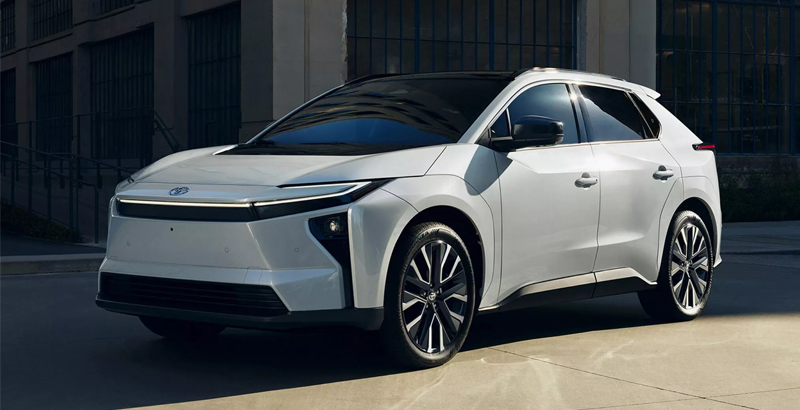 Toyota เปิดตัวรุ่นใหม่ “Toyota bZ” หล่อขึ้น แรงขึ้น วิ่งไกล 505 กม./ชาร์จ!