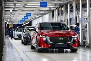 Mazda เร่งเครื่องในจีน! ตั้งเป้ายอดขาย 3 แสนคันต่อปี และ 90% ต้องเป็น NEV ภายในปี 2027